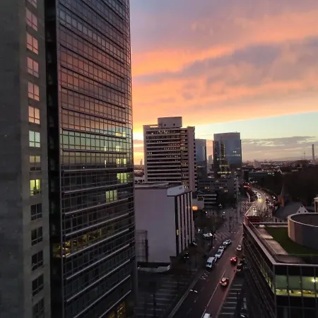 Zen - Spacious For 7 - - Kitchen Apartment