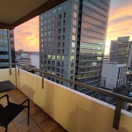 Zen - Spacious For 7 - - Kitchen Apartment Offenbach am Main